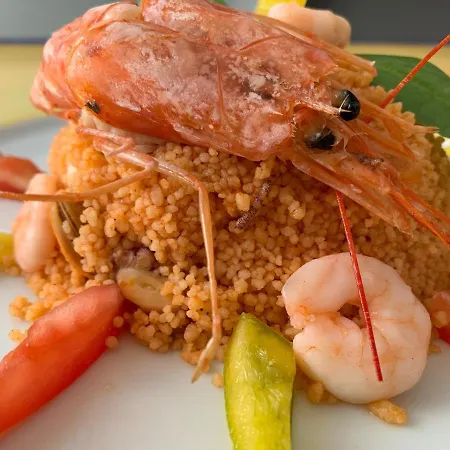 坎迪多酒店 酒店