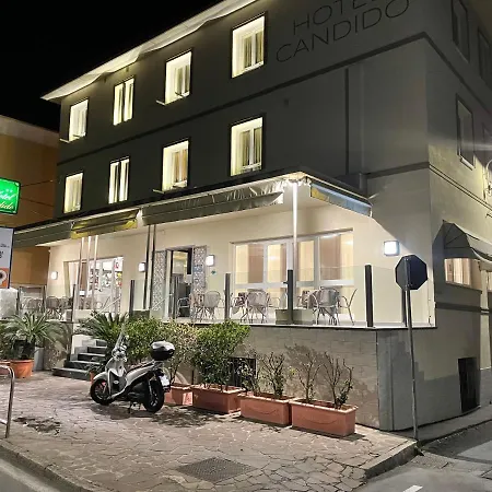 坎迪多酒店 酒店 迪亚诺马里纳