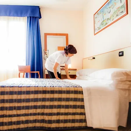 Candido Otel Diano Marina